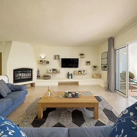 Sleeps 6 With Pool * Vale do Lobo
