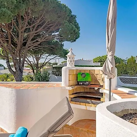 Sleeps 6 With Pool *